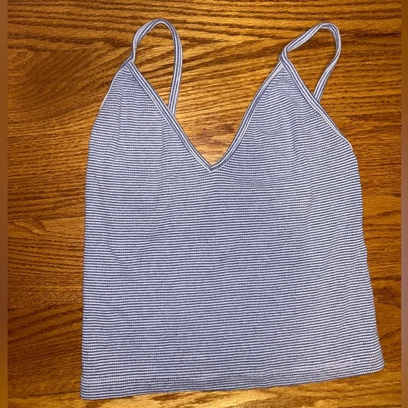 Brandy Melville Tank - Picture 2 of 2